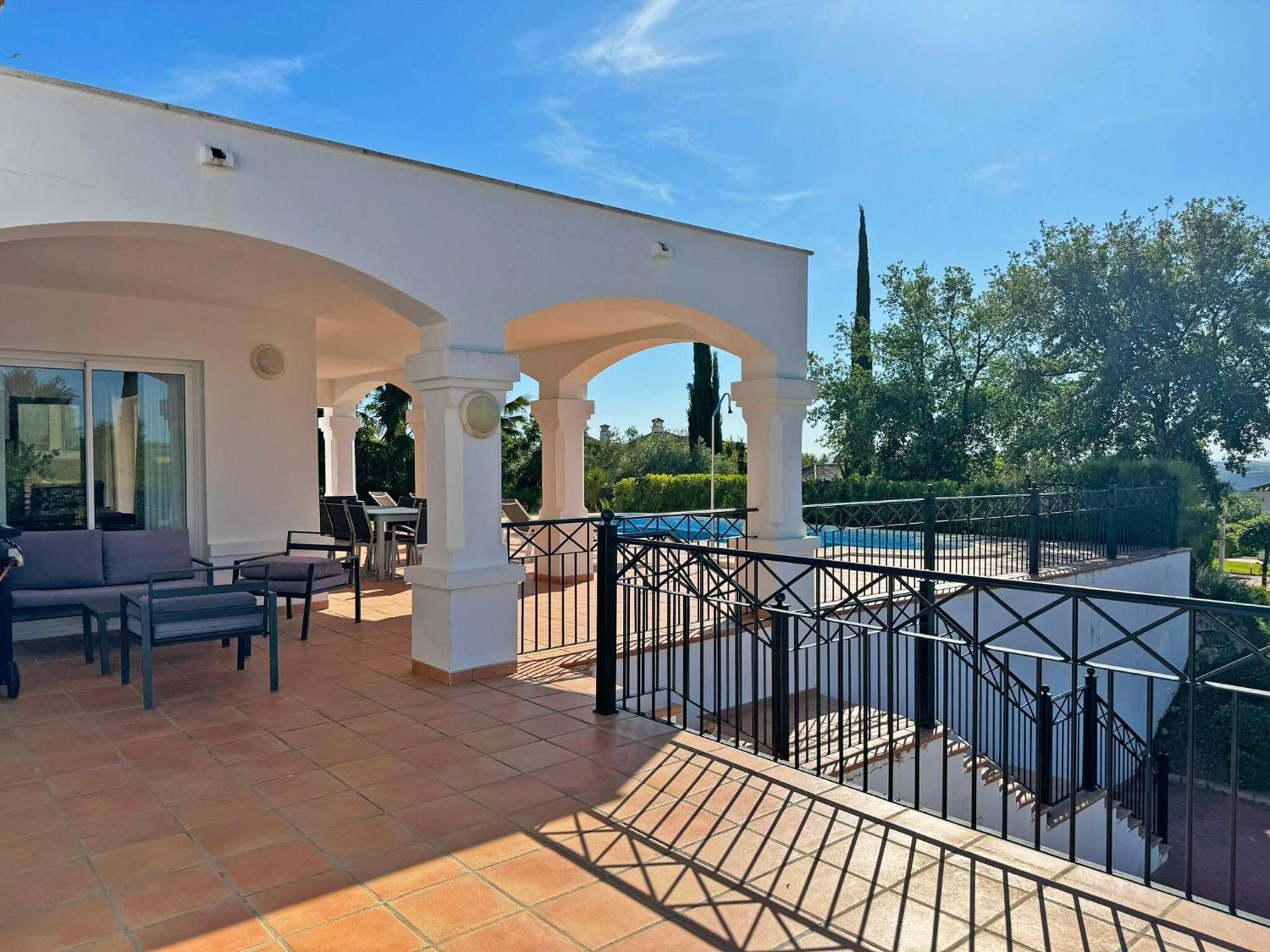 Villa Los Olivos - Ole Solutions 阿尔科斯-德拉弗龙特拉 外观 照片