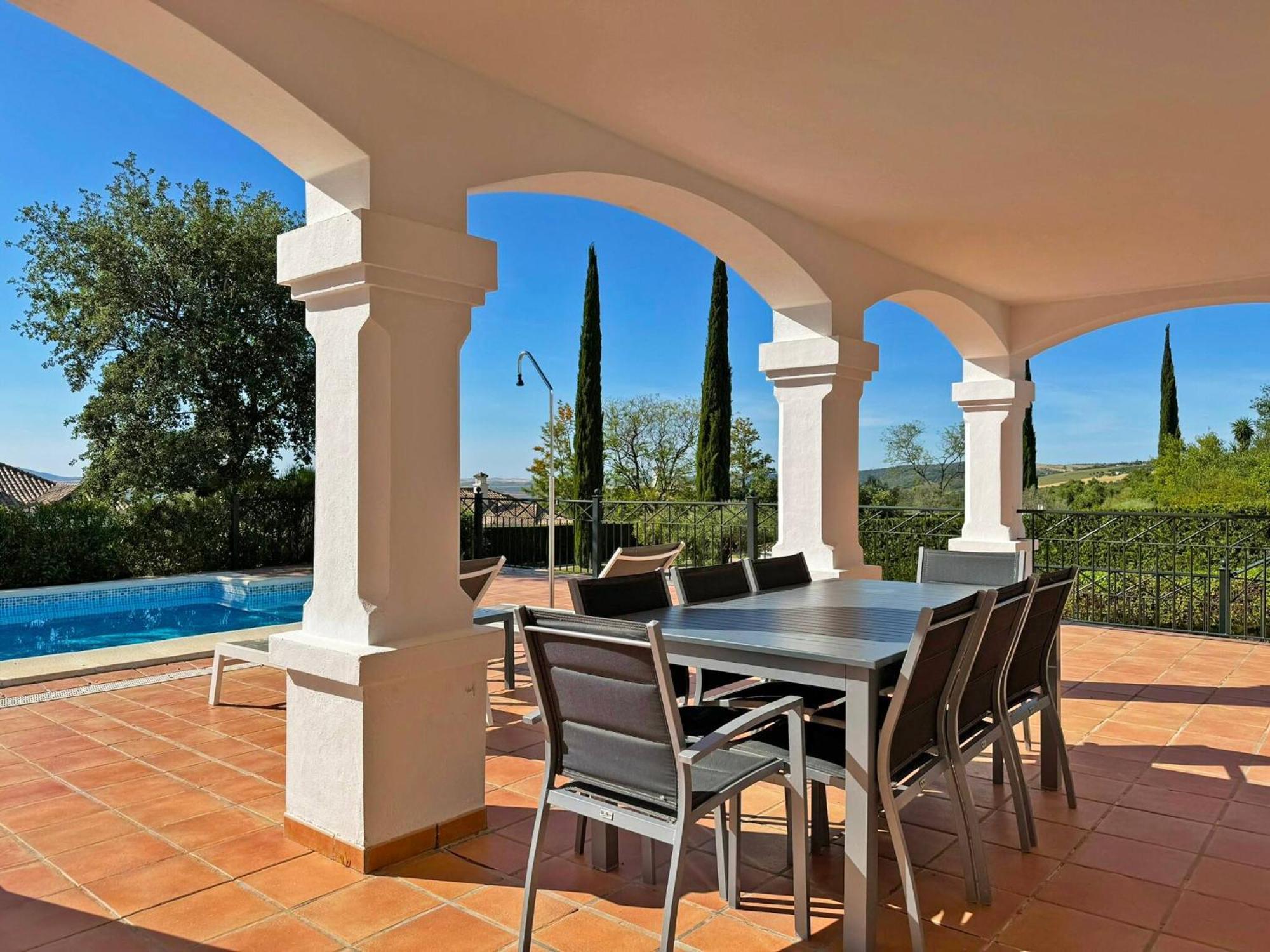 Villa Los Olivos - Ole Solutions 阿尔科斯-德拉弗龙特拉 外观 照片